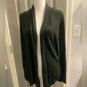 Loft black open cardigan has ribbing on hem cuffs and top back women’s size 14